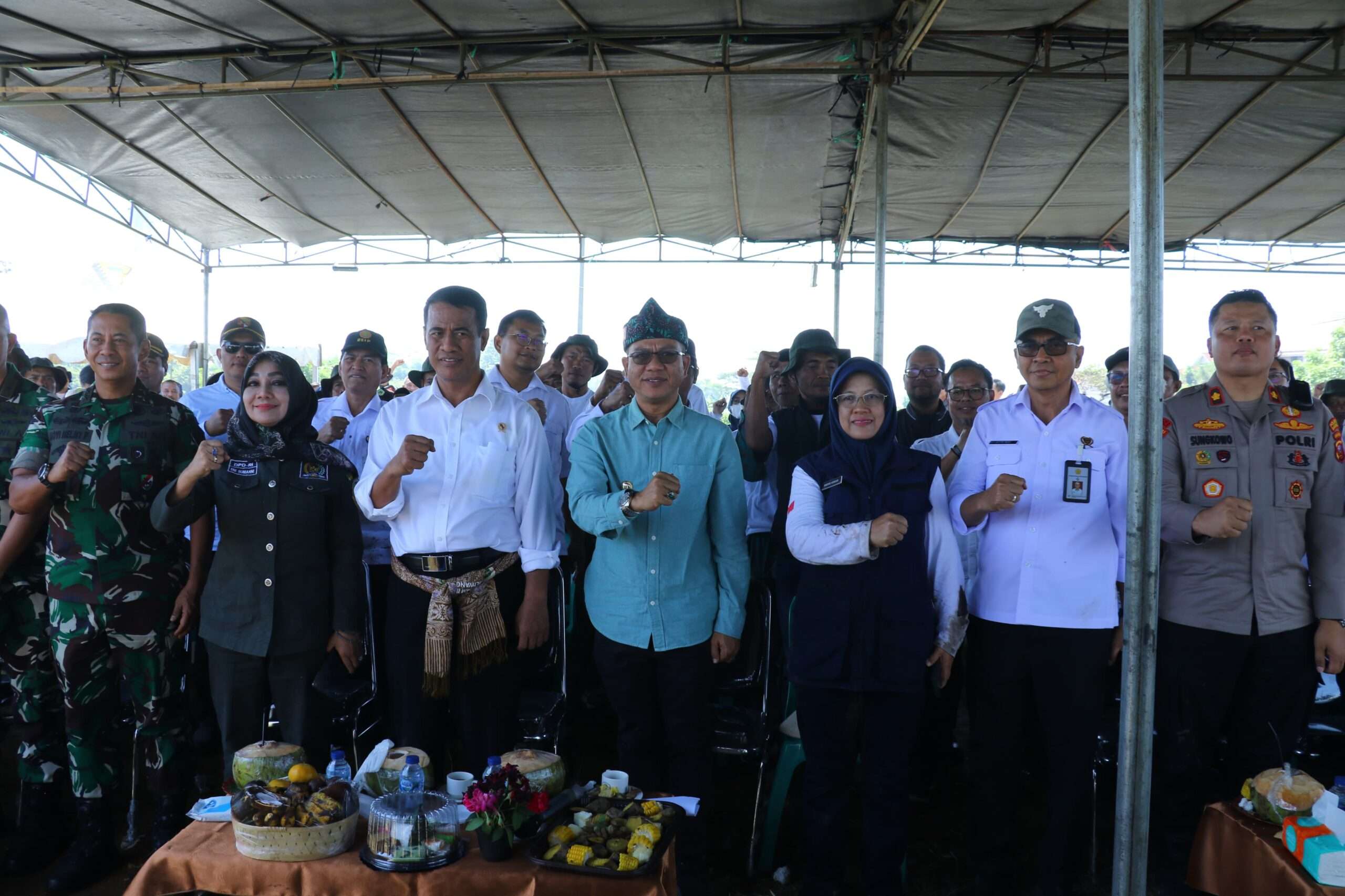 Dapat Bantuan, Bupati Bandung Ucapkan Terimakasih Kepada Mentan
