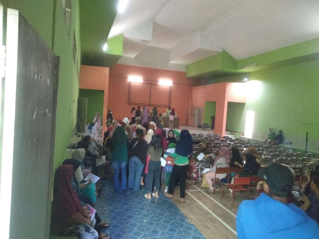 Pembagian Bansos Beras Di Sambut Antusias Masyarakat di Kec. Banjaran