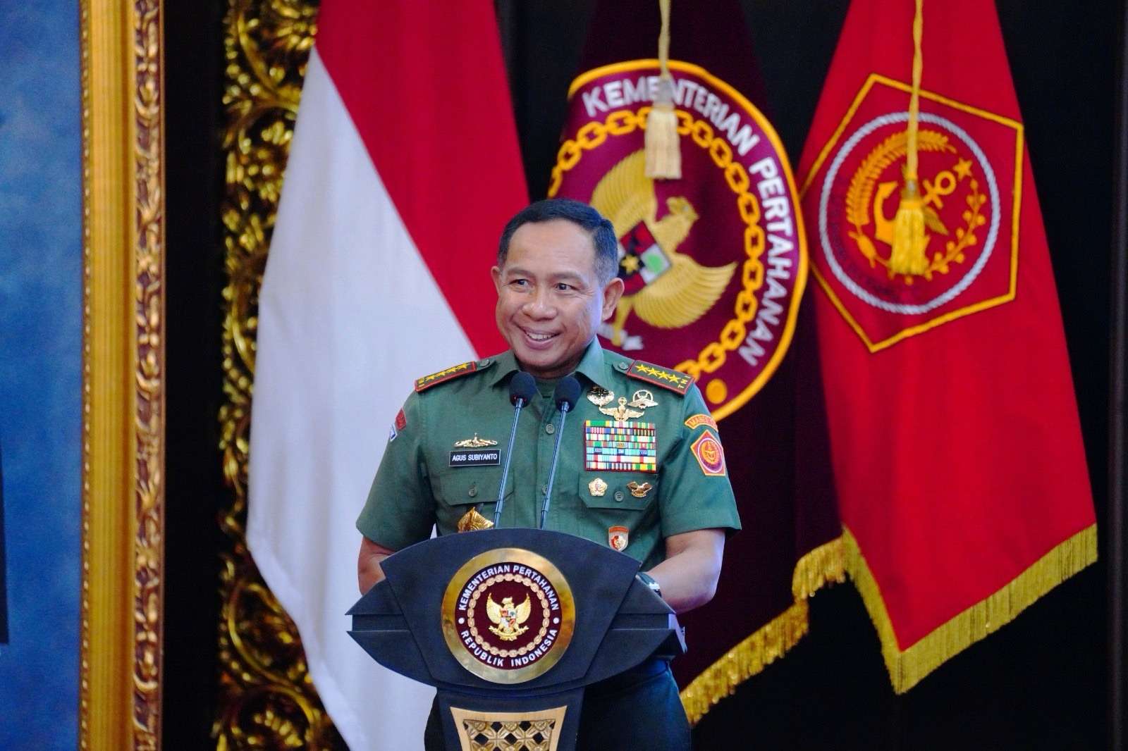 Panglima TNI Berikan Ceramah Pada&nbsp; Executif Course on Strategic Management and Leadership Cohort-1 Unhan RI