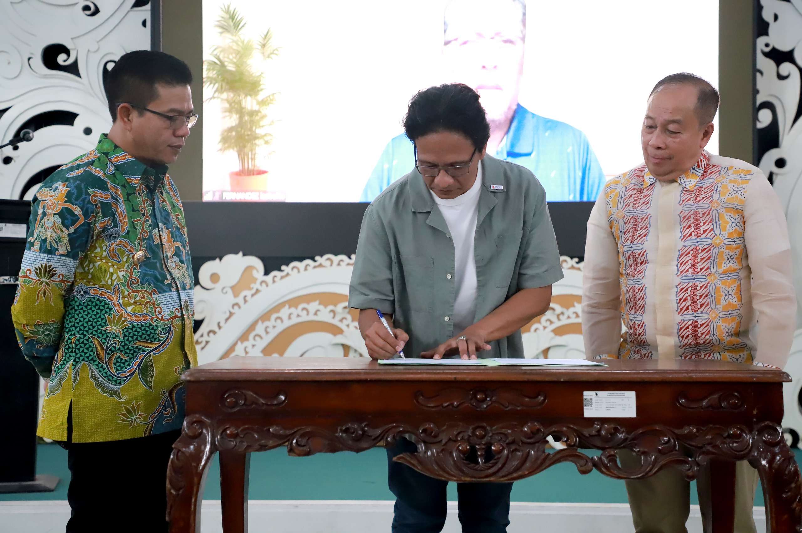 Keren! Pertama Kali, Bupati Bandung Buka Kontak Dagang dengan Filipina