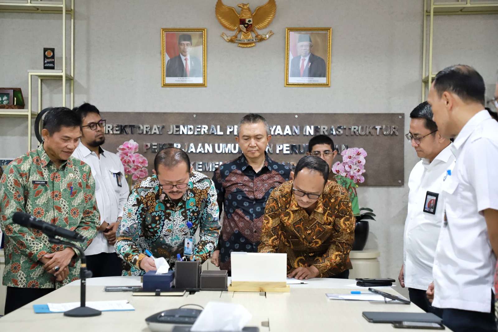 Bupati Bandung Saksikan Penandatanganan Kerjasama Investasi Pelayanan Air Minum