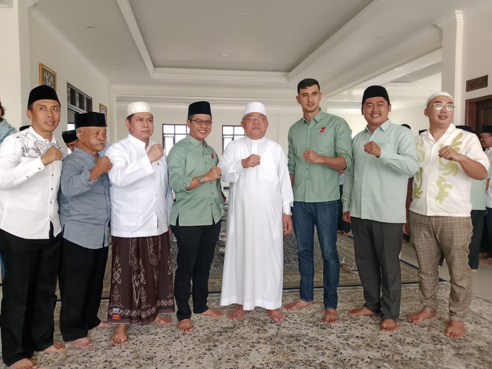 KH Sofyan Yahya Restui Dadang Supriatna-Ali Syakieb Lanjutkan Bedas Periode Kedua