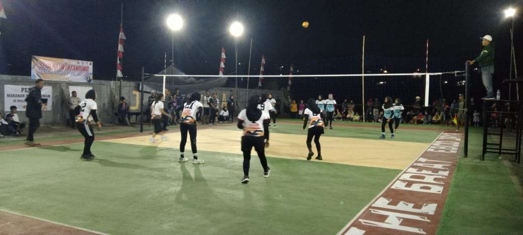 Kapolsek Cimaung Adakan Turnamen Bola Volly se Kecamatan Cimaung Guna Silaturahmi Jelang Pilkada, Difasilitasi Pengusaha Ebod Jaya