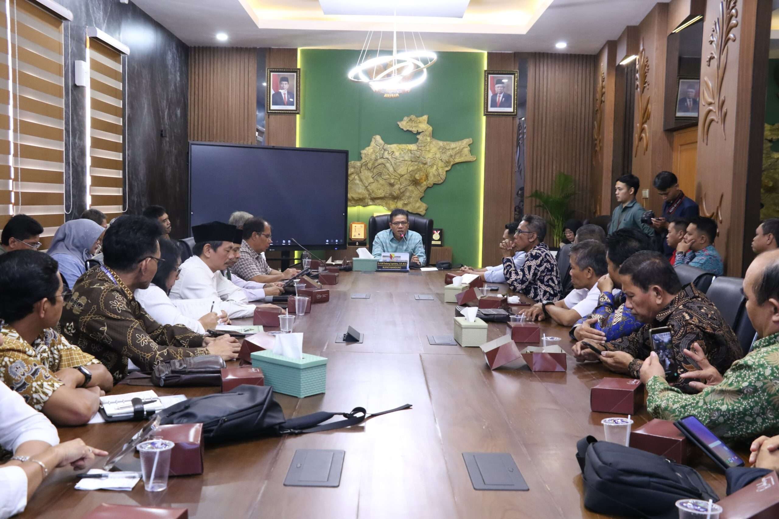 Rangkul Semua Agama, Umat Kristen dan Katolik Kabupaten Bandung Apresiasi Bupati Dadang Supriatna