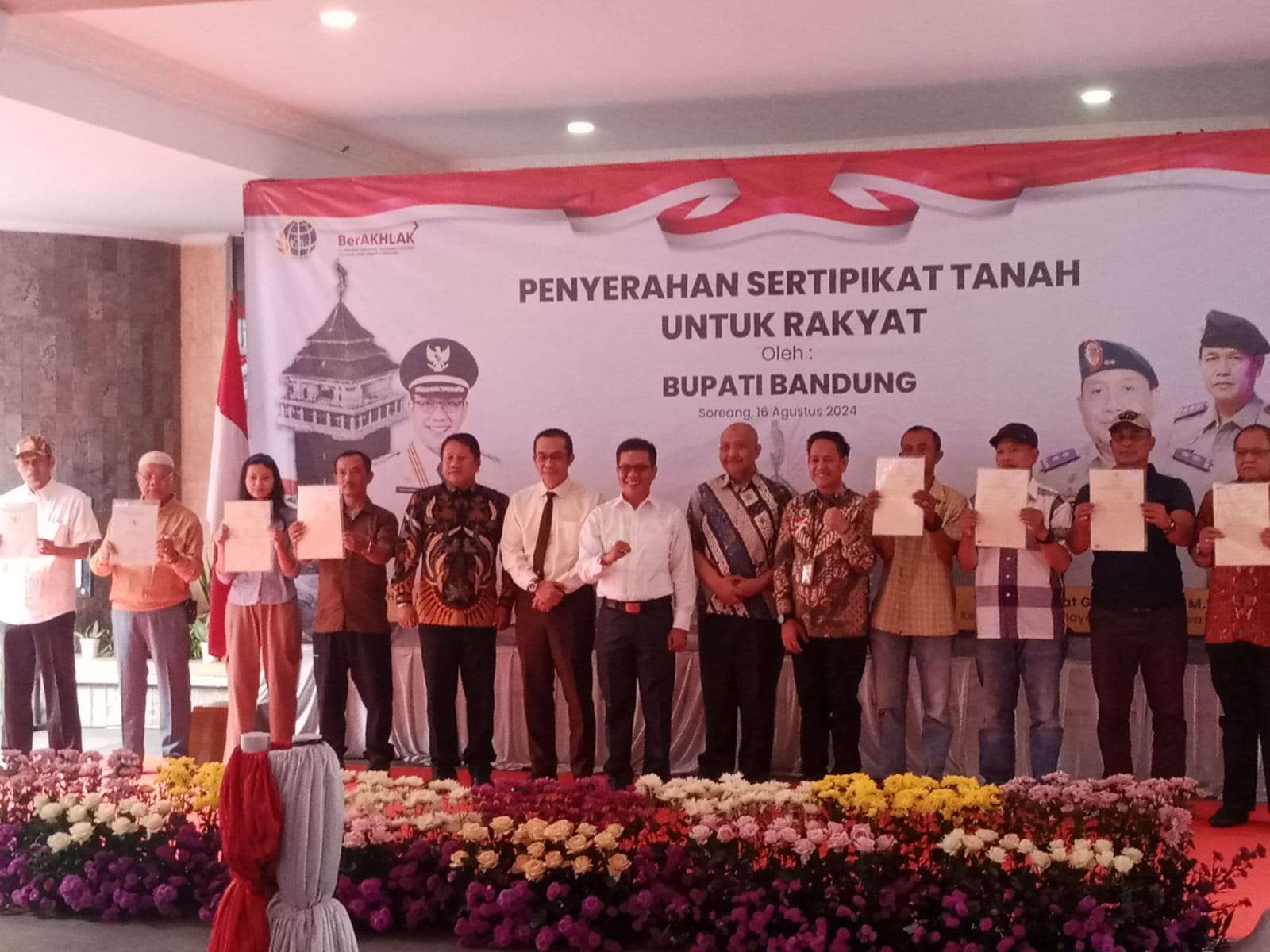 Kepala Kanwil BPN Jabar Tantang Kang DS Agar Segera Serahkan 50 Ribu Sertifikat PTSL Kepada Masyarakat