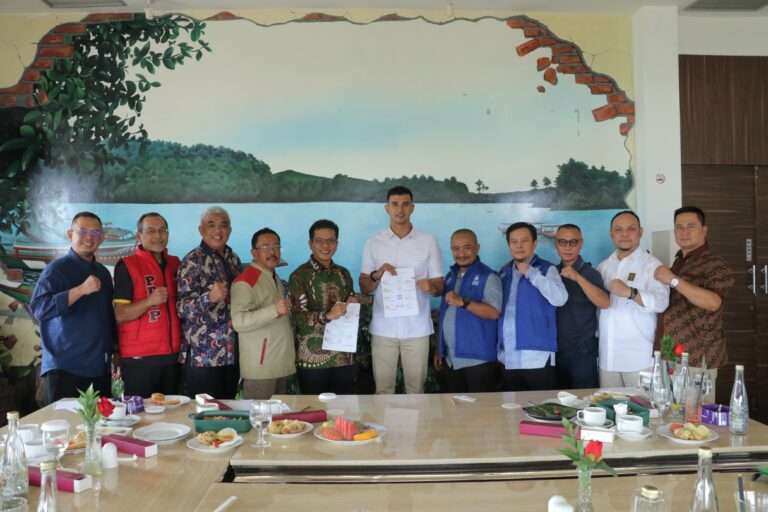 Lebih BEDAS ! 6 Parpol Koalisi Tandatangani Persyaratan KPU Untuk Dukung Dadang Supriatna – Ali Syakieb Maju di Pilkada 2024