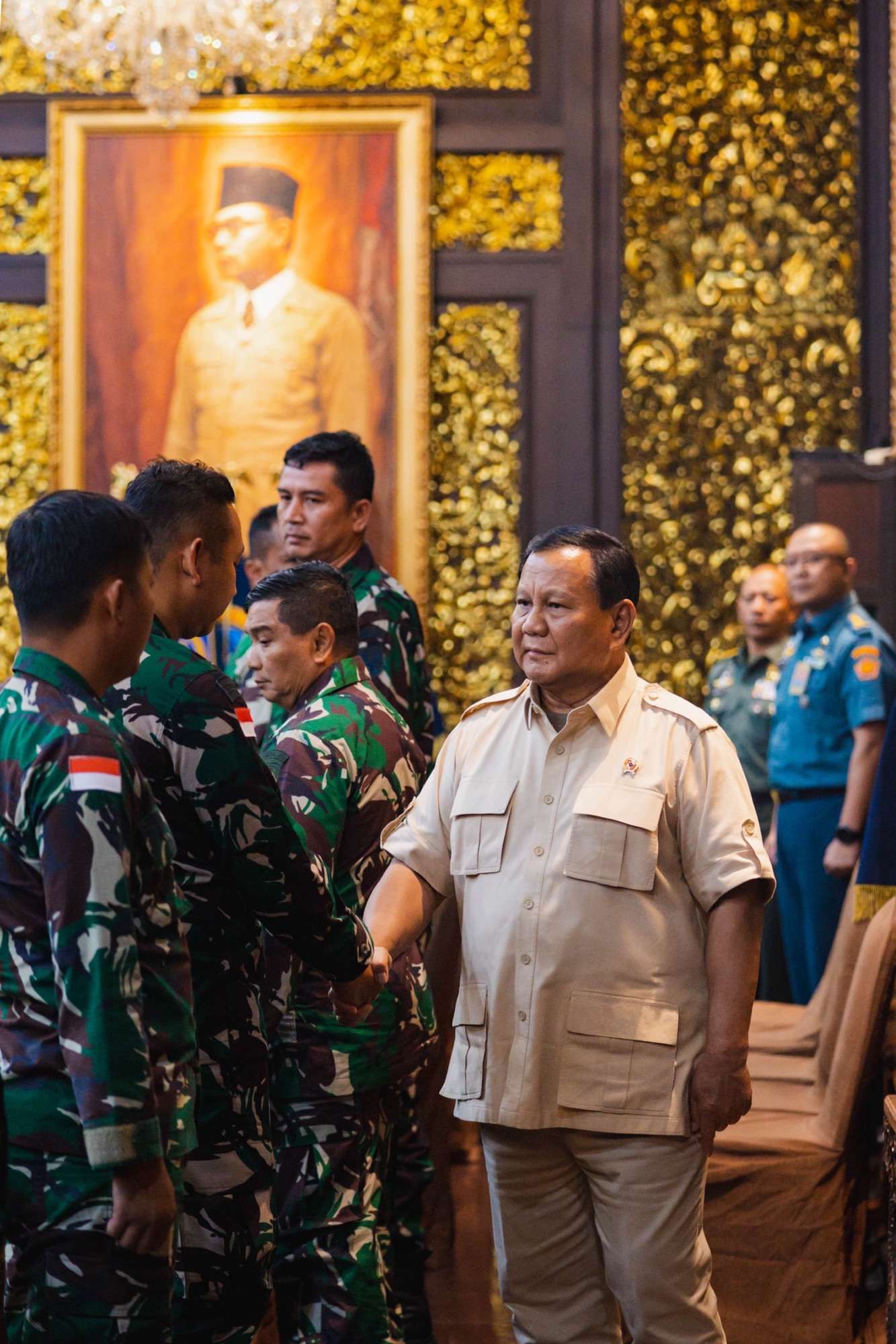 Panglima TNI Dampingi Menhan RI Beri Pembekalan 40 Nakes TNI Yang Akan Bertugas dalam Misi Kemanusiaan Gaza