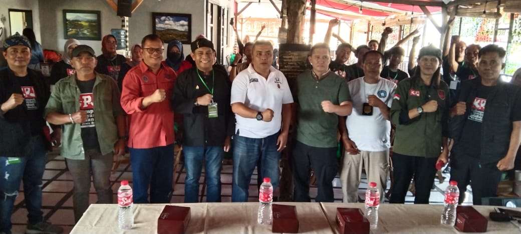 Pada Seminar Wawasan Kebangsaan dan Festival Musik Jalanan KPJ Kab. Bandung, Kesbangpol Sampaikan Tertib Administrasi Keorganisasian Dalam Laporan