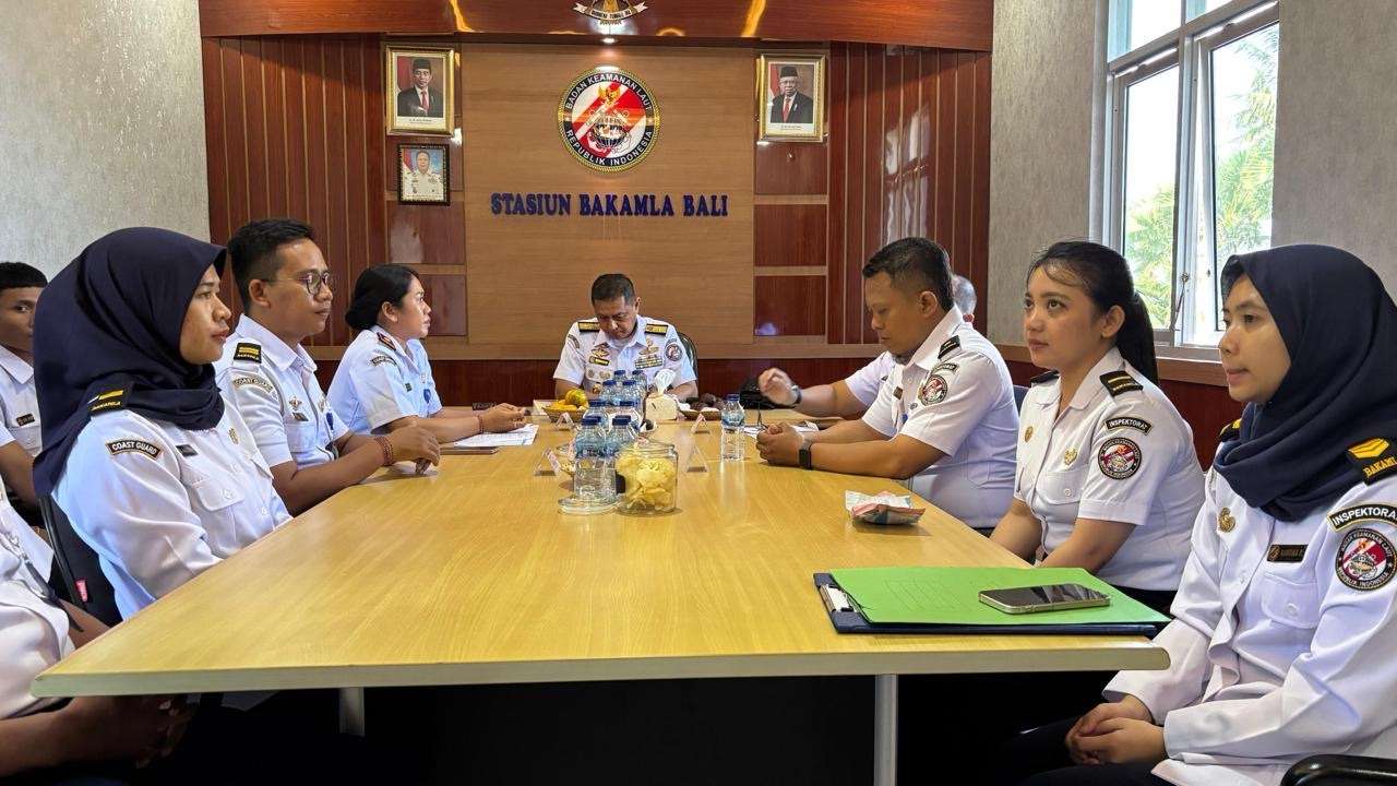 Inspektorat Bakamla RI Laksanakan Pengawasan Internal di Stasiun Karangasem Bali
