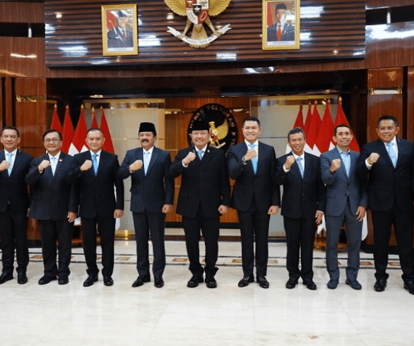 Komisi Kepolisian Nasional Hadiri Sertijab Menko Polkam
