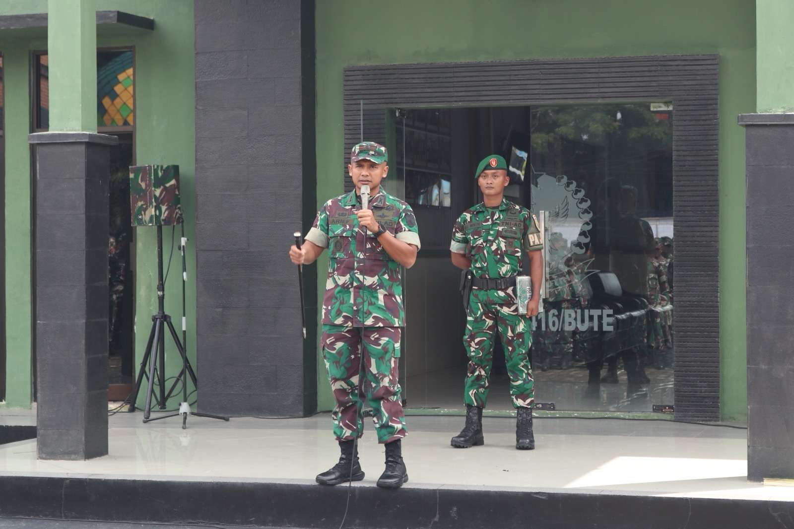 Kodim 0416 / Bute :”TNI Harus Menjaga Sikap Netral Dan Tidak Berpihak Dalam Pelaksanaan Pilkada.”