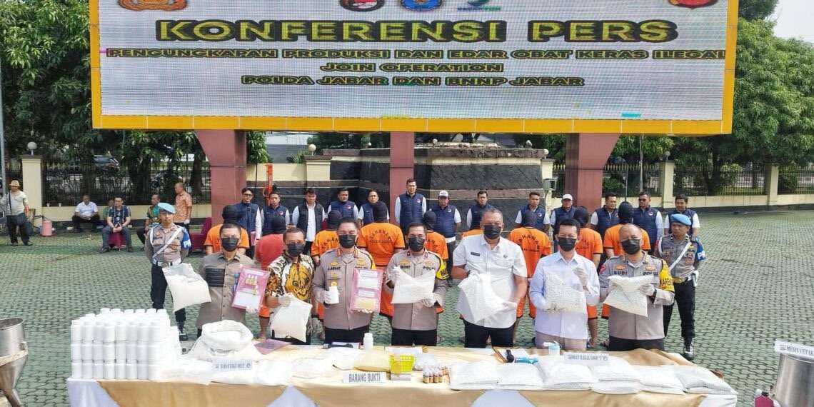 Polda Jabar Berhasil Ungkap Jaringan Produksi dan Peredaran Obat Keras Ilegal
