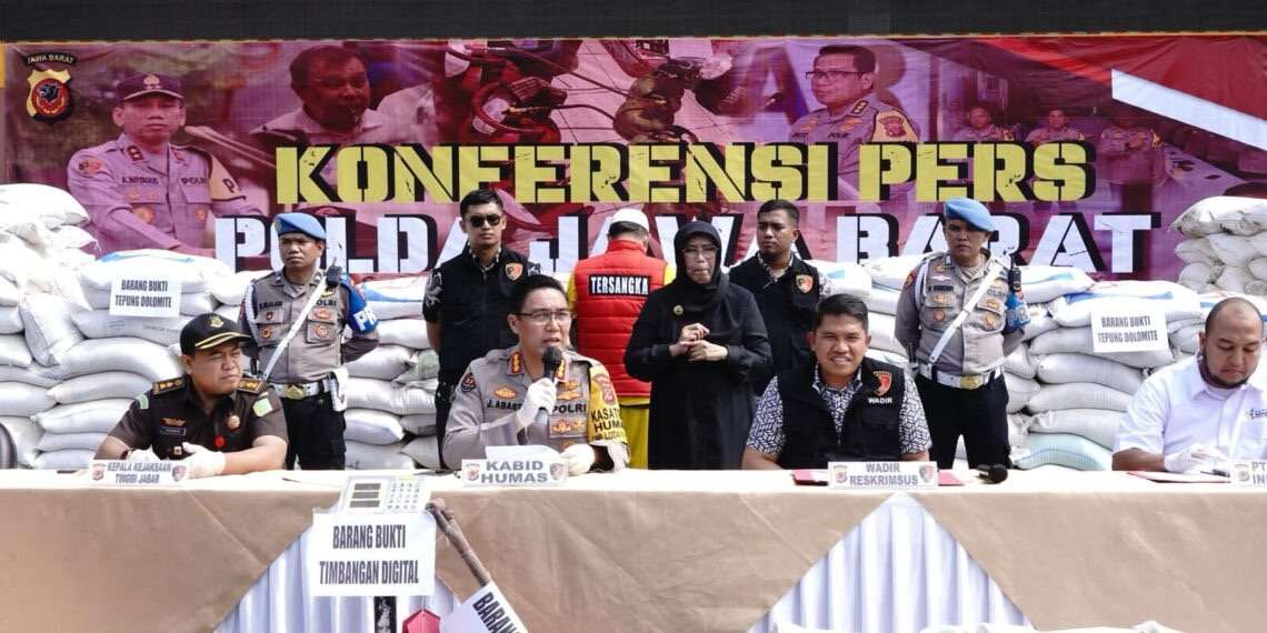 Polda Jabar Ungkap Kasus Pemalsuan Pupuk