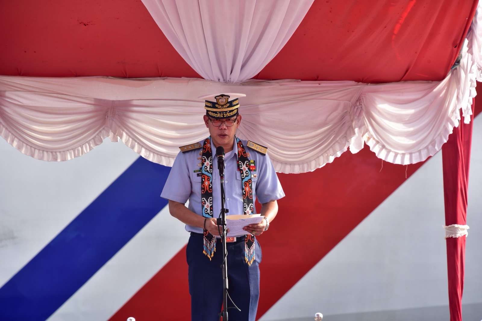 Bakamla RI Sambut Kapal PCG BRP Gabriela di Dermaga Bitung
