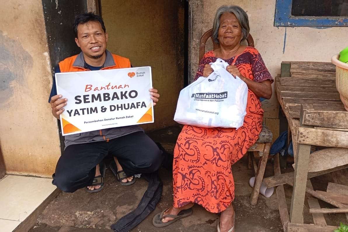 Sepanjang Januari 2025. Ringankan Beban Ratusan Keluarga, Rumah Zakat Bagikan Sembako di Bandung Raya dan Sumedang