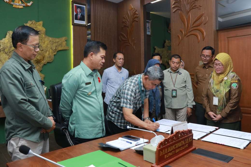 Teken Kerjasama dengan PT Palawi, Kang DS : Pajak Ini untuk Membangun Kabupaten Bandung