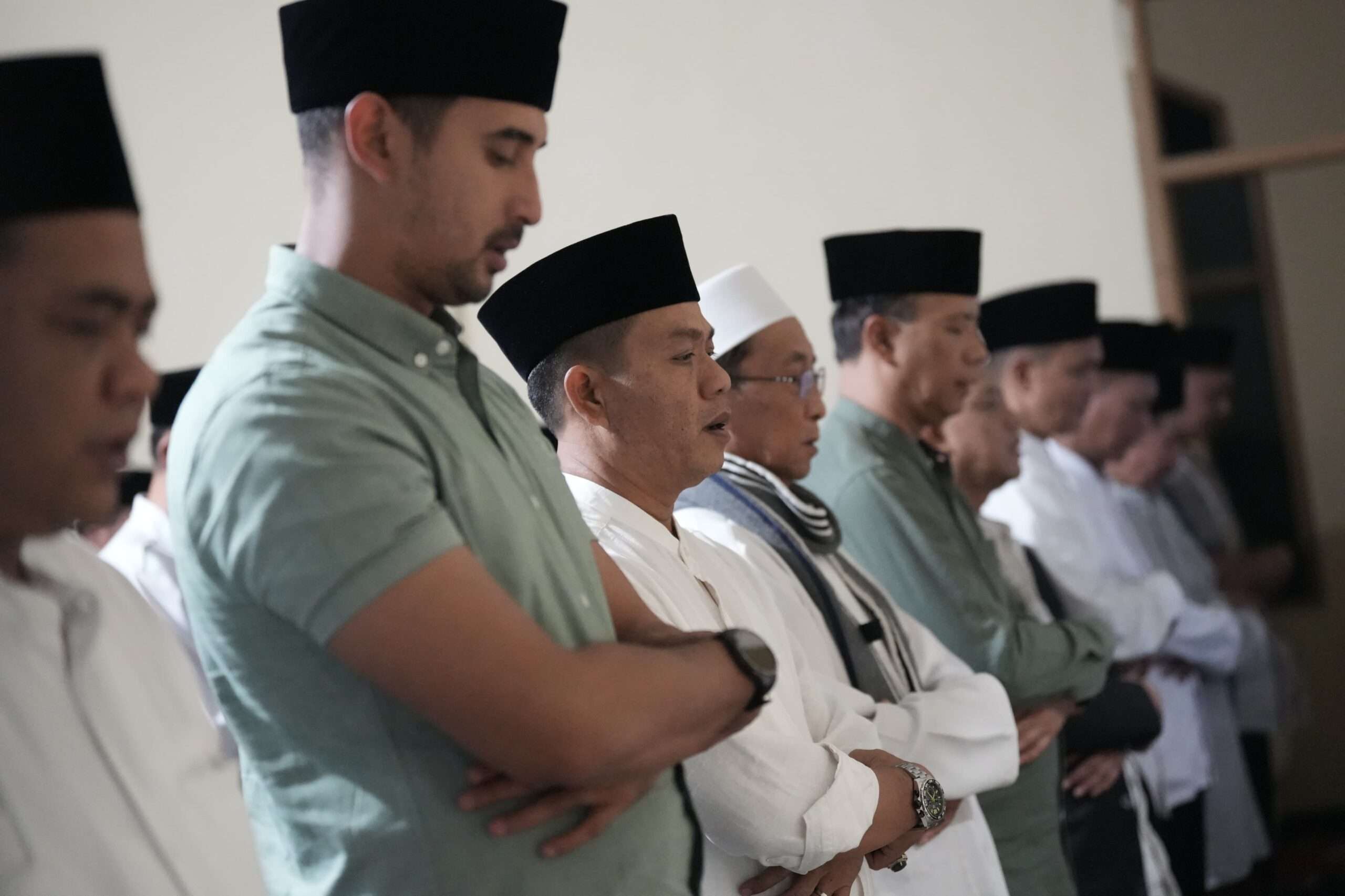 Bupati/Wakil Bupati Bandung Tarling di Masjid Jami Attohiriyah Cikancung