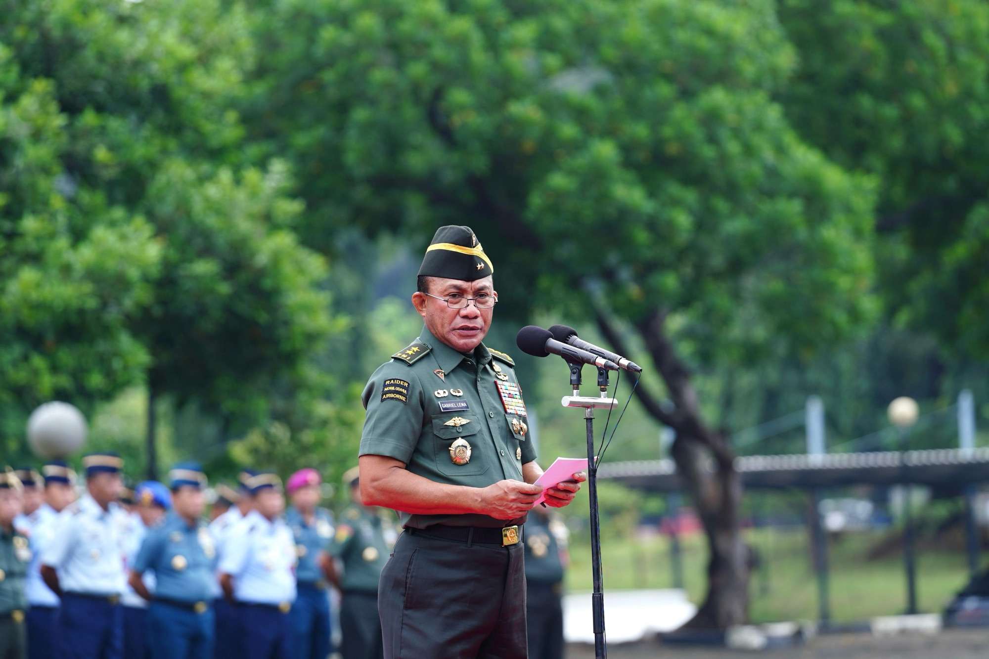 Mabes TNI Gelar Upacara Bendera 17-an, Asops Panglima TNI Tekankan Kesiapsiagaan dan Profesionalisme