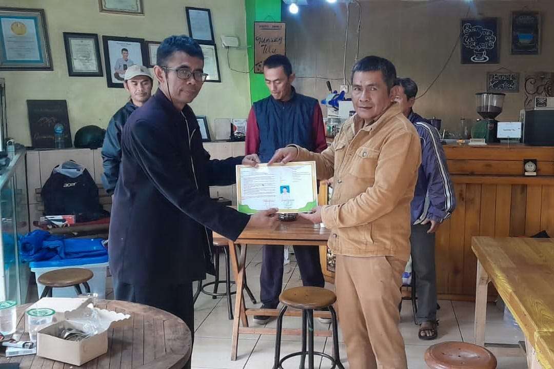 285 Anggota KTH Mulya Sejahtera Aktif Positif Garap Lahan KHDPK di Wilayah Pangalengan