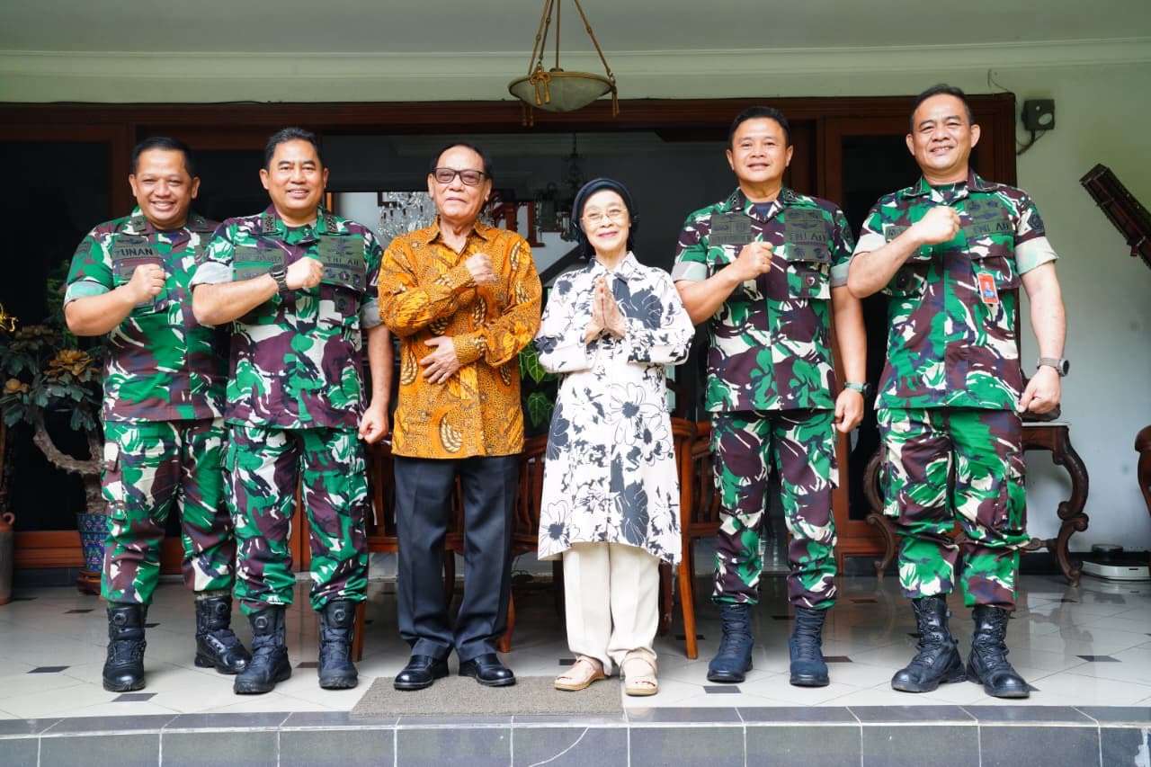 Dansesko TNI Anjangsana Dengan Mantan Panglima TNI Jenderal TNI (Purn) Endriartono Soetarto