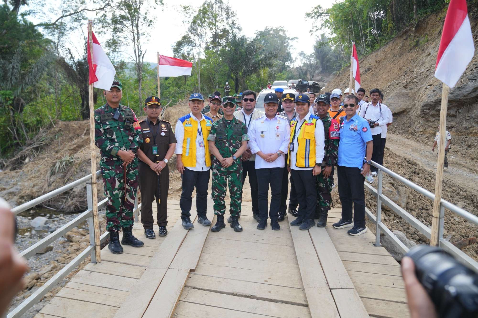 Kasum TNI Tinjau Pembangunan Huntara-Huntap di Tapanuli Selatan