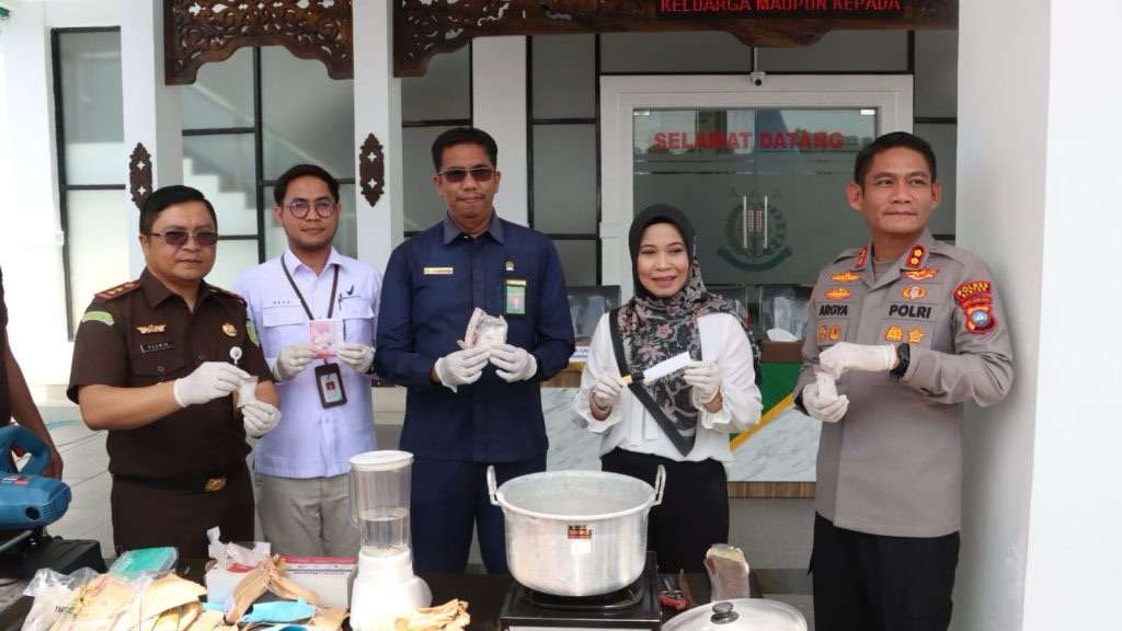 Tak Main-main! Kapolres Bintan Hadiri Pemusnahan Barang Bukti, Tegaskan Perang Total Terhadap Narkoba