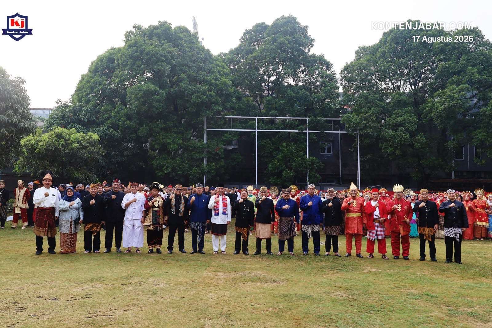 Semarak HUT ke-81 Kemerdekaan RI, Kantor Pertanahan Kota Bandung Bersama Kantah Bandung Raya Ikuti Upacara di Kanwil BPN Jawa Barat