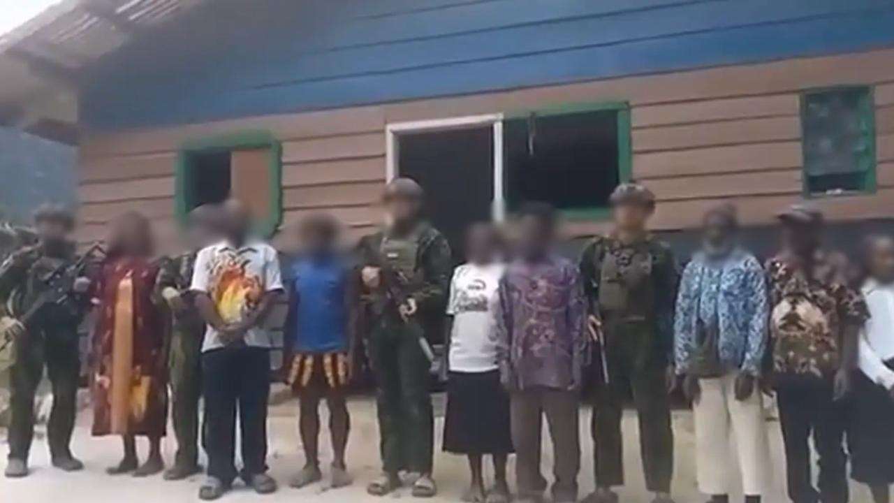 TNI Hadir dengan Kepedulian, Koops TNI Habema Luruskan Informasi Terkait Ucapan Terima Kasih Umat Stasi Santa Sisilia Wuloni
