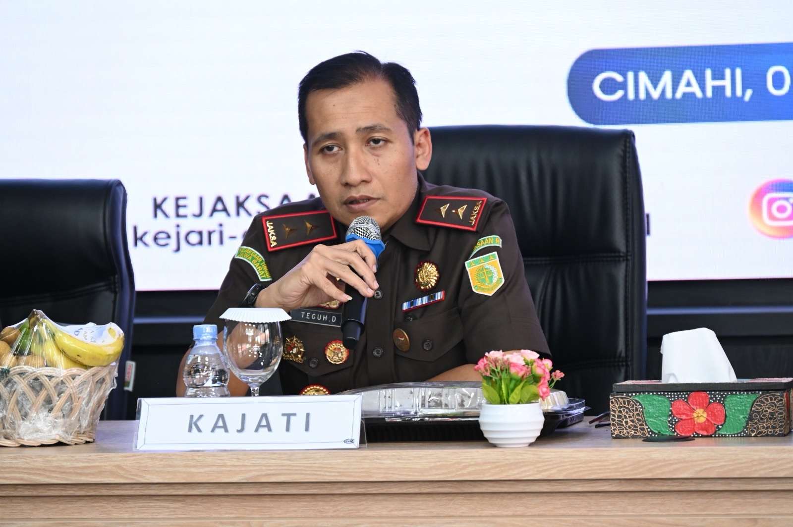 KAJATI JABAR LAKUKAN KUNJUNGAN KERJA KE KEJARI CIMAHI DAN KOTA BANDUNG