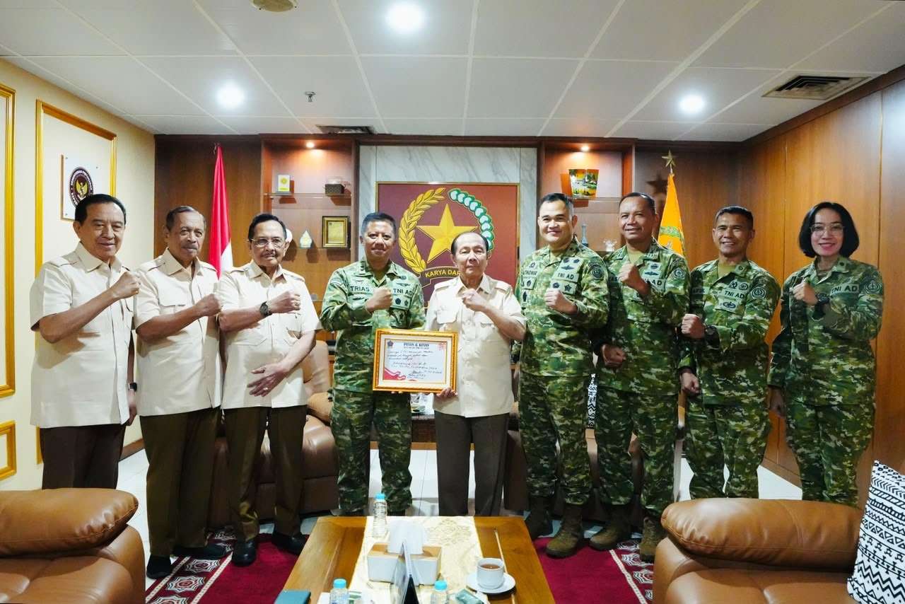 Jelang HUT Ke-81 TNI, Kas Kohanudnas Anjangsana kepada Jenderal (HOR) H.B.L. Mantiri