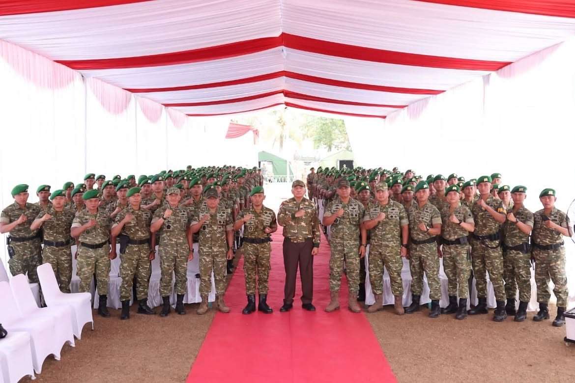 Yonif TP Hadir, Pertahanan dan Pembangunan Berjalan Bersama