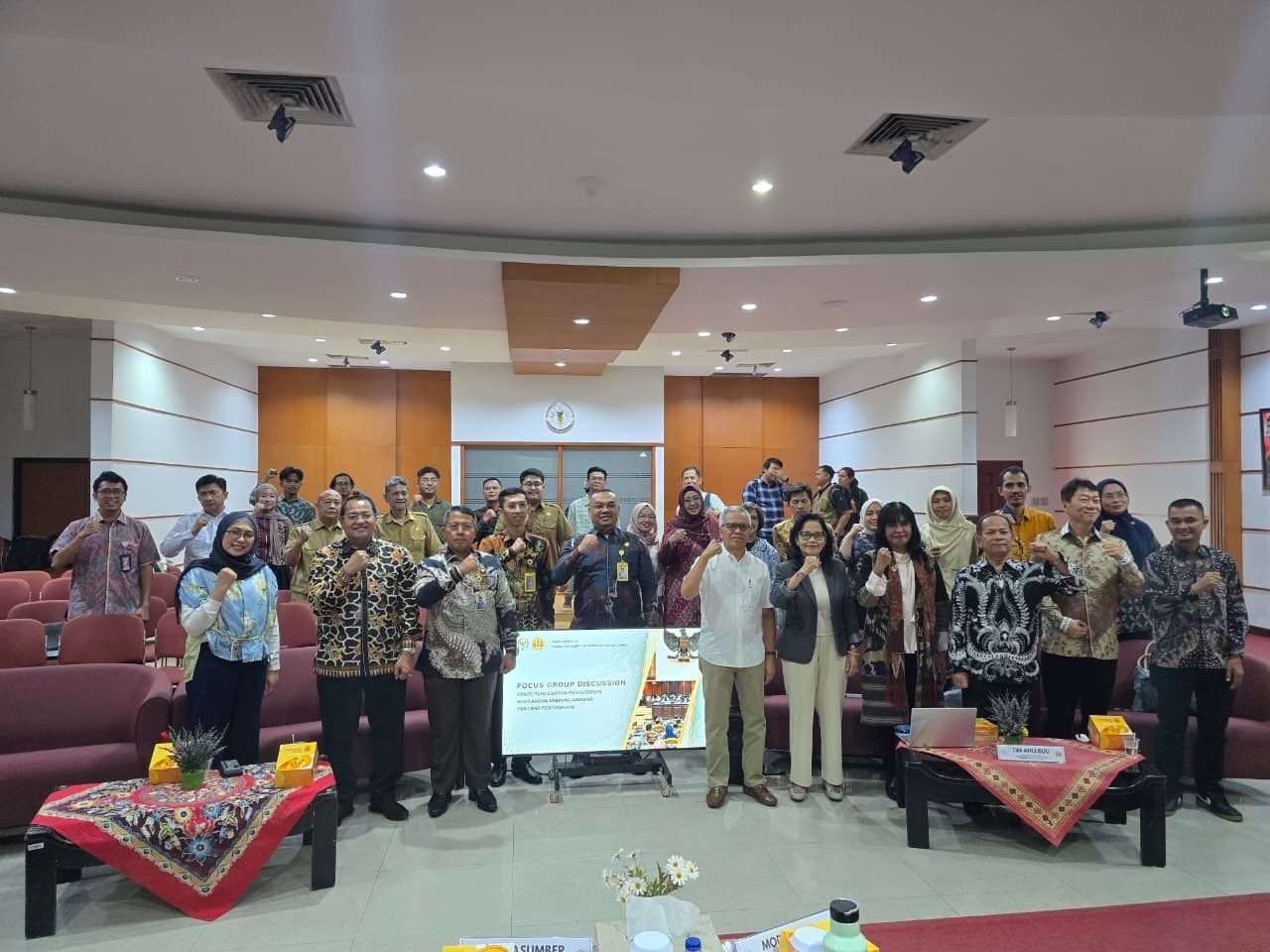 Kepala Kantor Pertanahan Kota Bandung Hadiri FGD Penelitian Empirik Penyiapan Rancangan Undang-Undang tentang Pertanahan