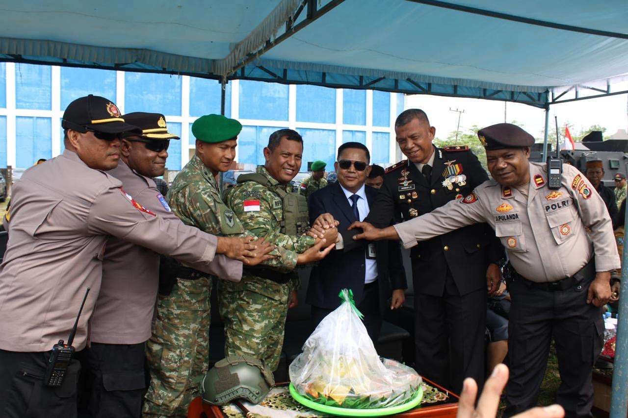 Upacara HUT TNI ke-81 di Yahukimo Berjalan Khidmat di Lapangan Abyu